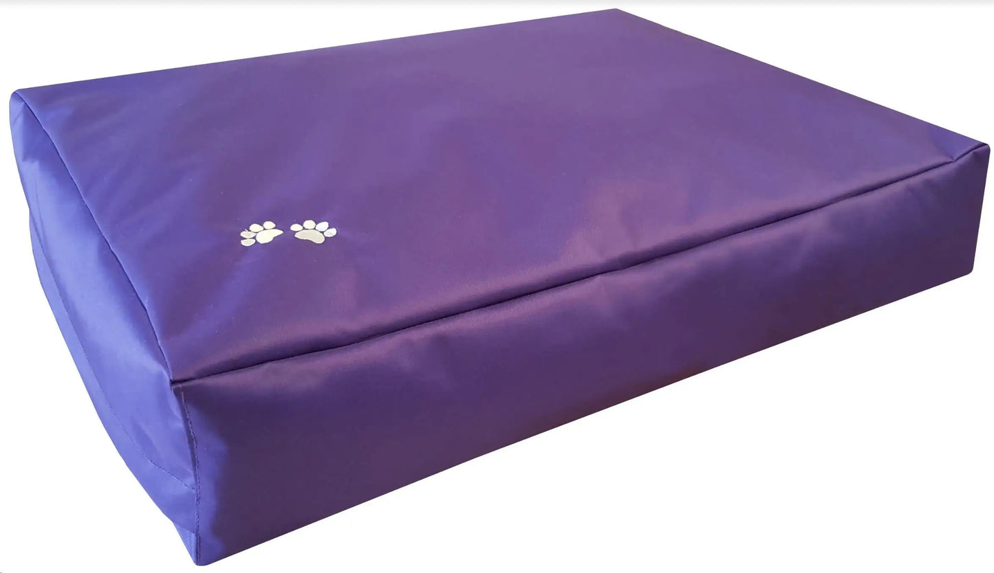 COLCHON NYLON IMPERMEABLE 120X80X15CM GAMARQ